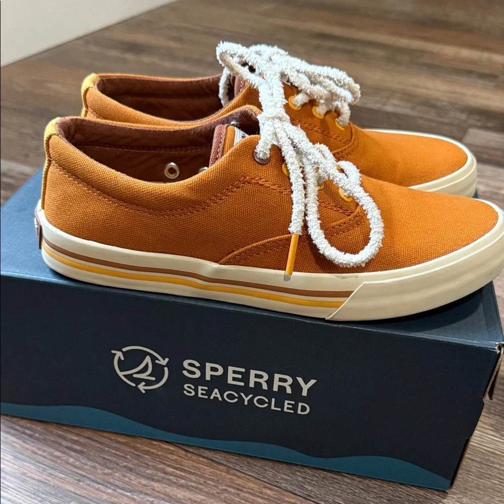 Sperry Striper CVO Orange Canvas Sneakers Size -4.5 Men’s 6 Women’s 4.5 Big Kids